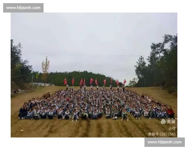 激情澎湃的水中对决 学校游泳比赛激烈展开 学子们挥洒青春力量